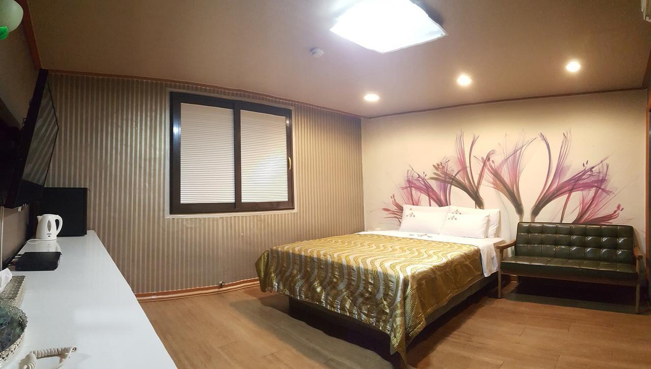Firenze Motel Asan Zewnętrze zdjęcie